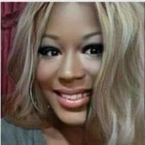 Meet your Posher, Sabrina